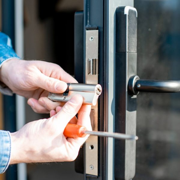 cambiamos-cerraduras11[1]